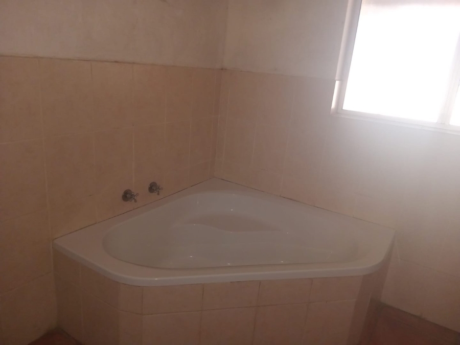 2 Bedroom Property for Sale in Riviersonderend Western Cape